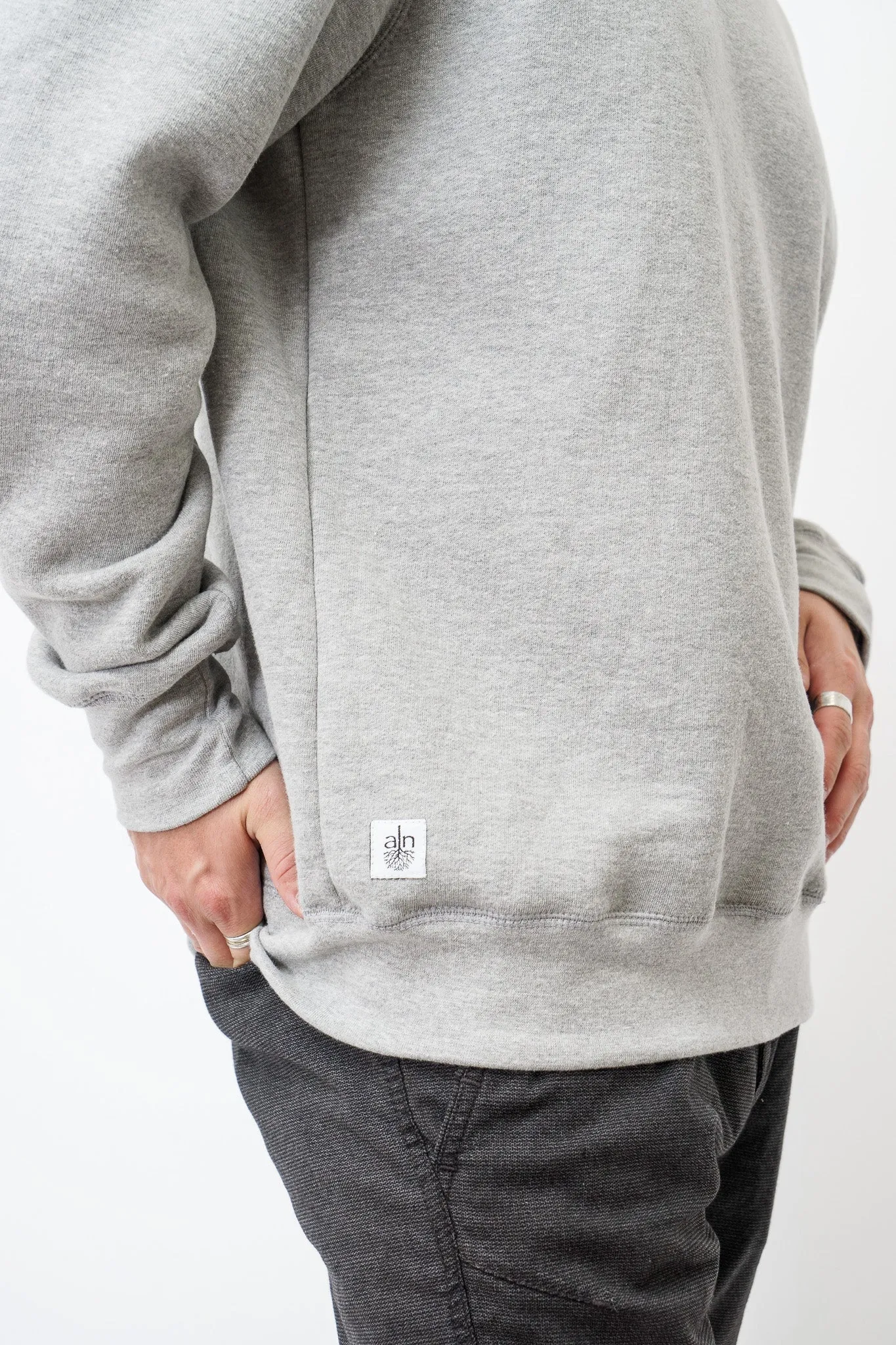 ALN - Aulne pale grey long-sleeve fleece sweater