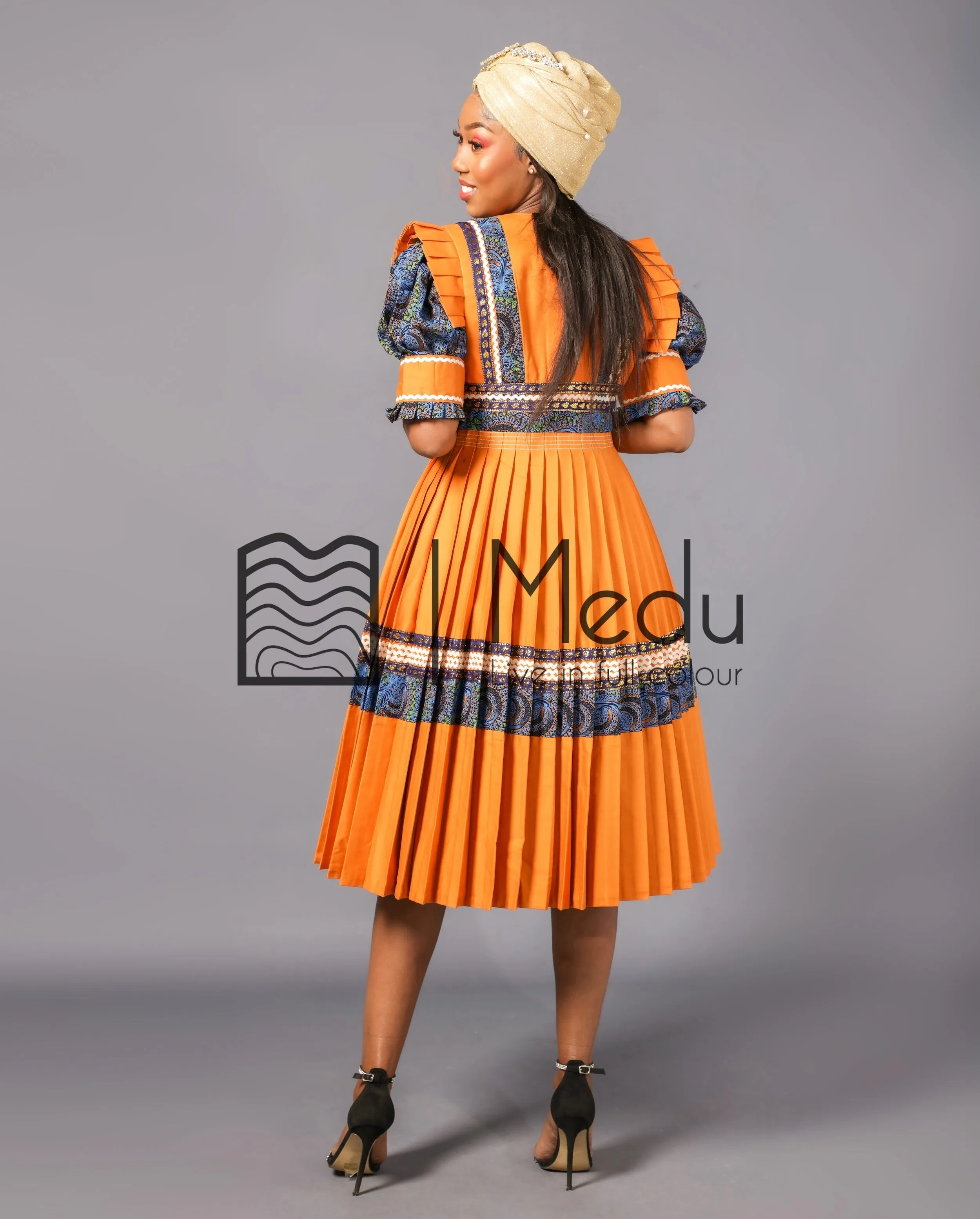 Mologadi Pleated Bridal Set in Mustard