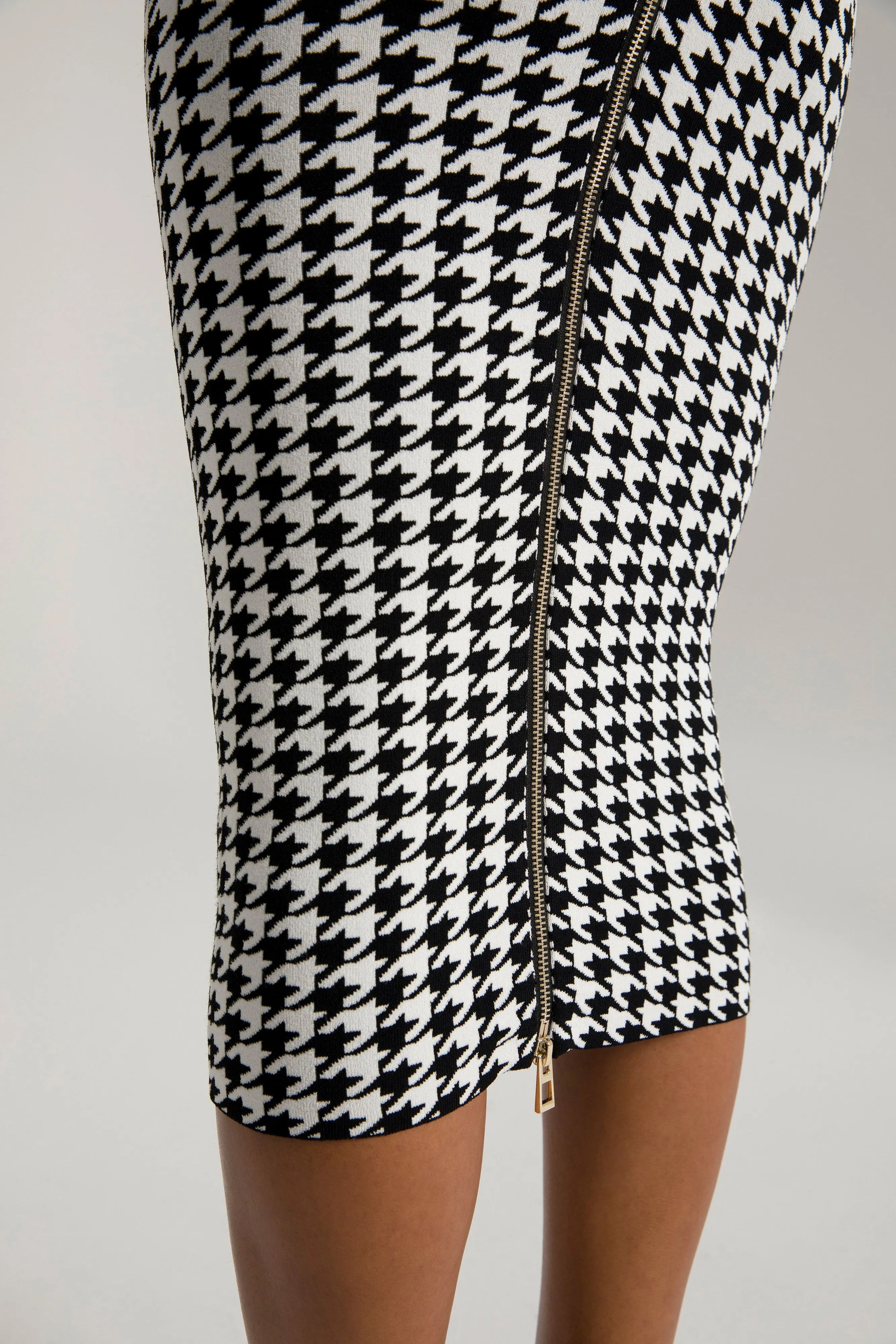 ZIPPED IN GOLD SCULPTED MIDI | HOUNDSTOOTH001