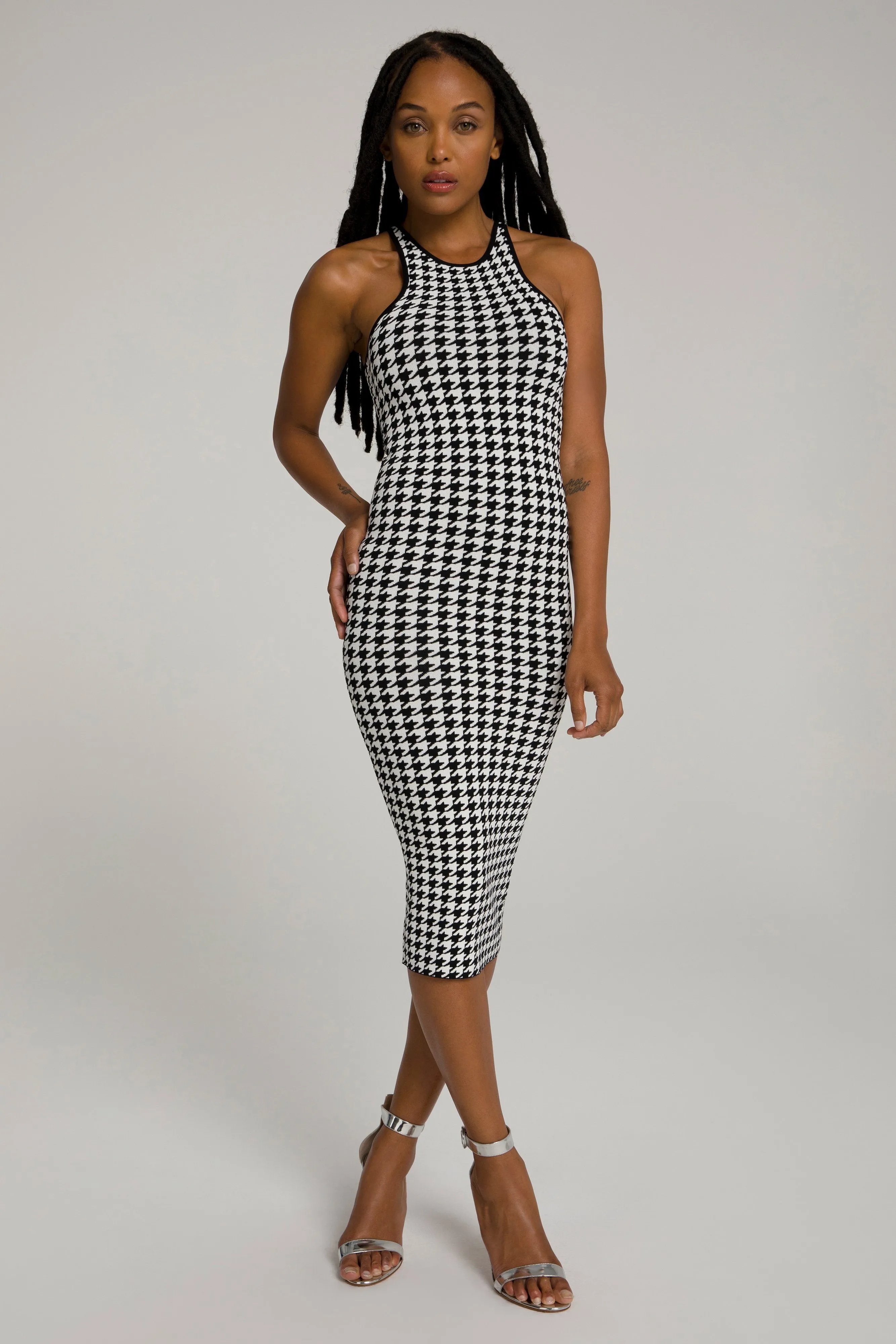 ZIPPED IN GOLD SCULPTED MIDI | HOUNDSTOOTH001